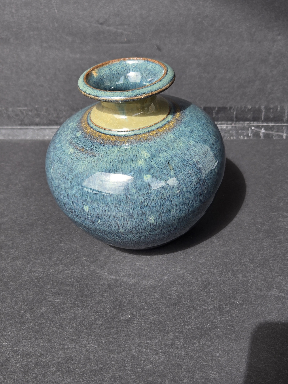 Louis Mulcahy Ireland Studio Pottery Blue Posy Bud Vase 5.25" Signed w/ Label